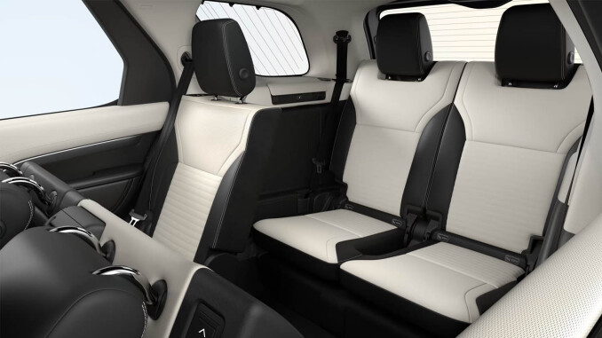 Land Rover Discovery 3.0 D350 Dynamic HSE 5dr Auto Diesel Station Wagon - Image 6